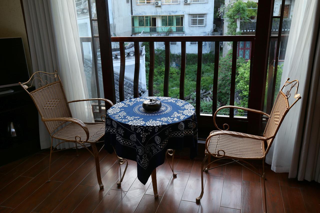 Oriental Inn Phoenix Puyuan Branch Fenghuang Esterno foto