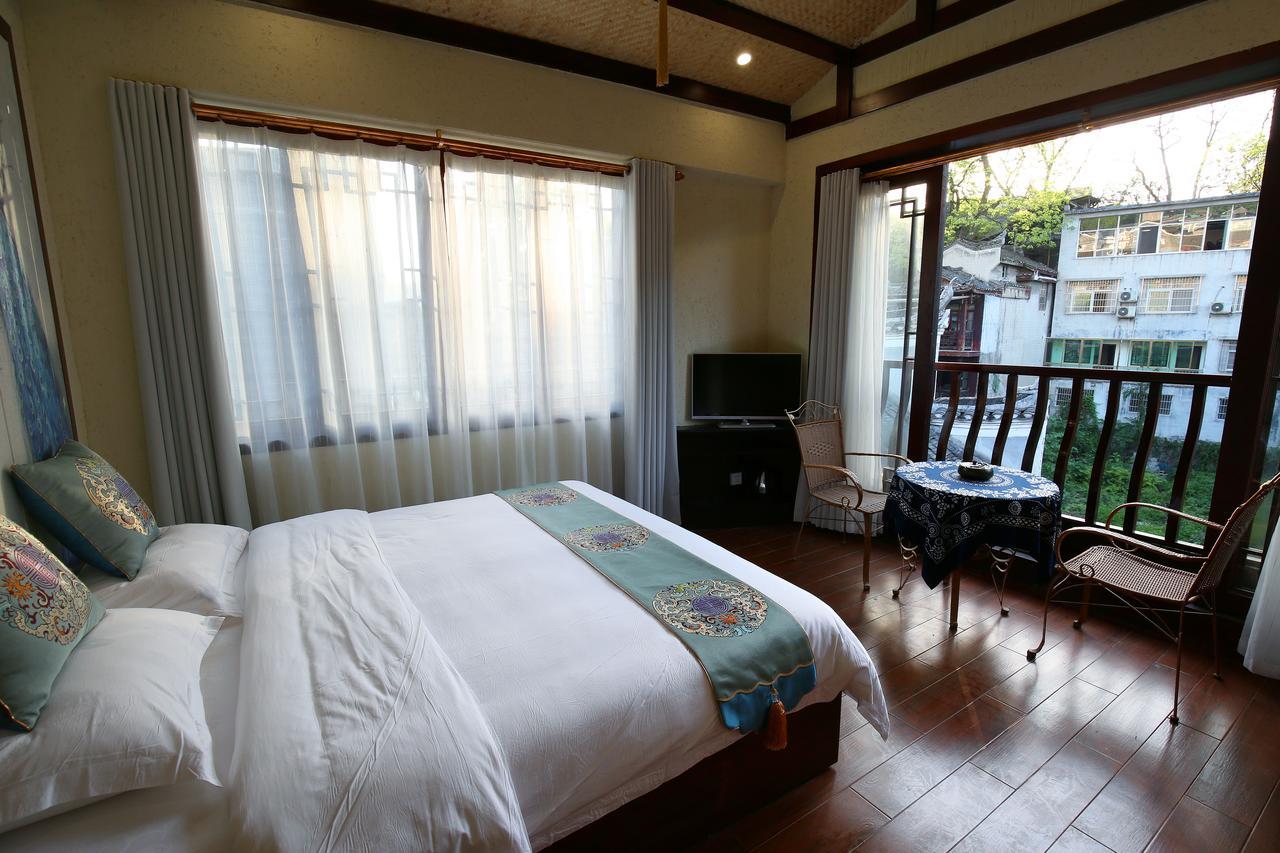 Oriental Inn Phoenix Puyuan Branch Fenghuang Esterno foto