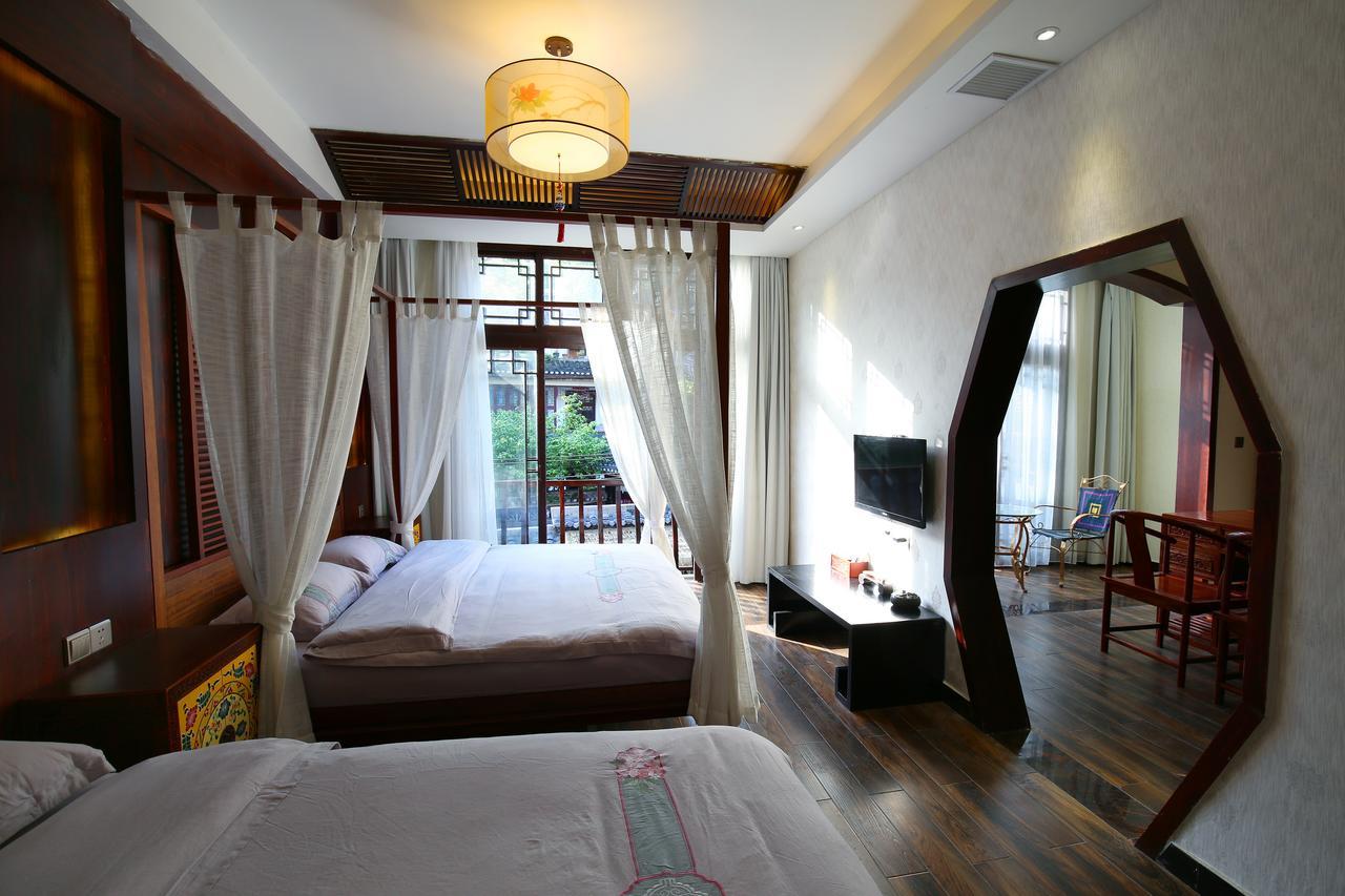 Oriental Inn Phoenix Puyuan Branch Fenghuang Esterno foto