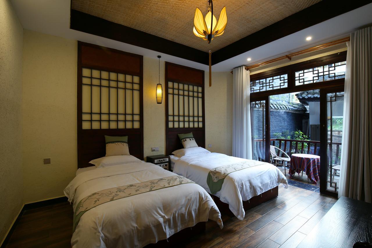 Oriental Inn Phoenix Puyuan Branch Fenghuang Esterno foto